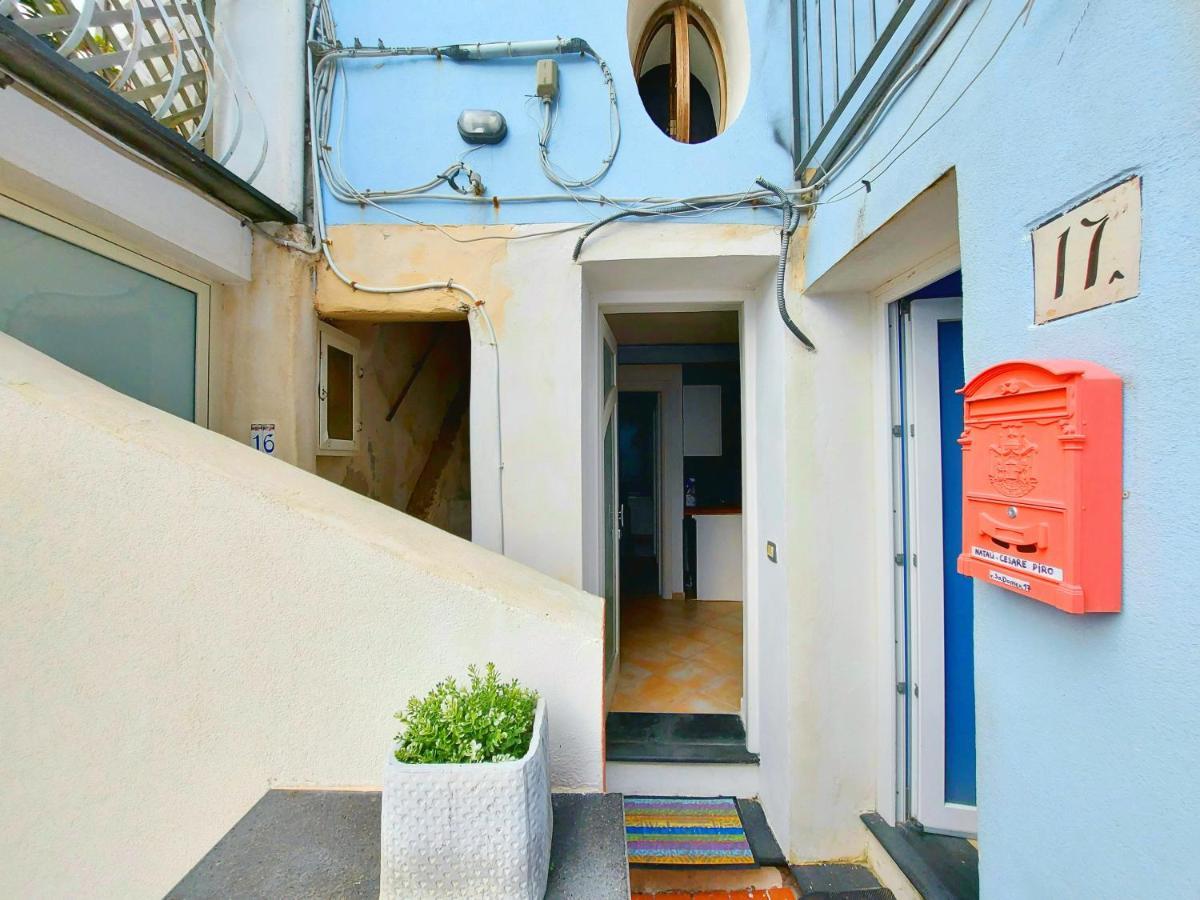 Monolocale Azzurro Procida Apartment Exterior photo