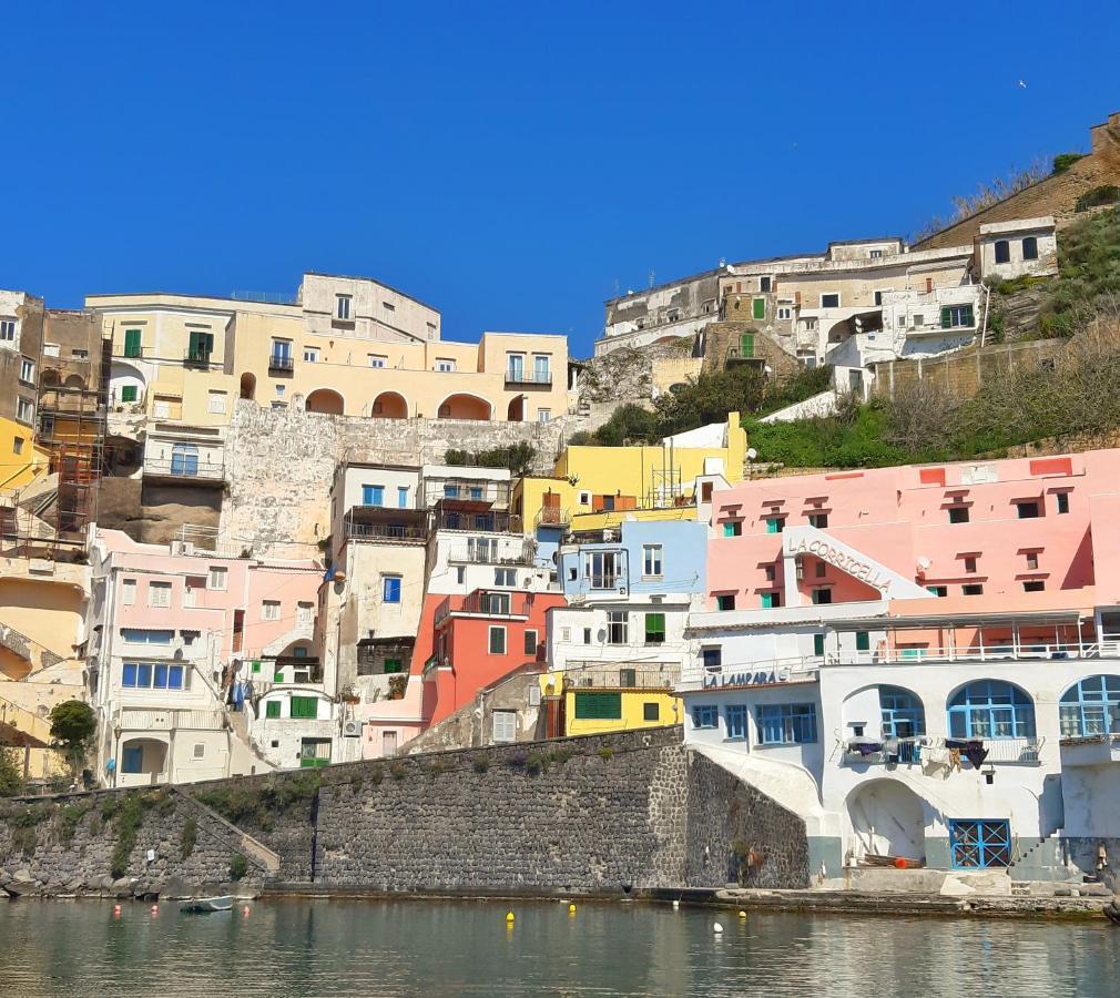 Monolocale Azzurro Procida Apartment Exterior photo